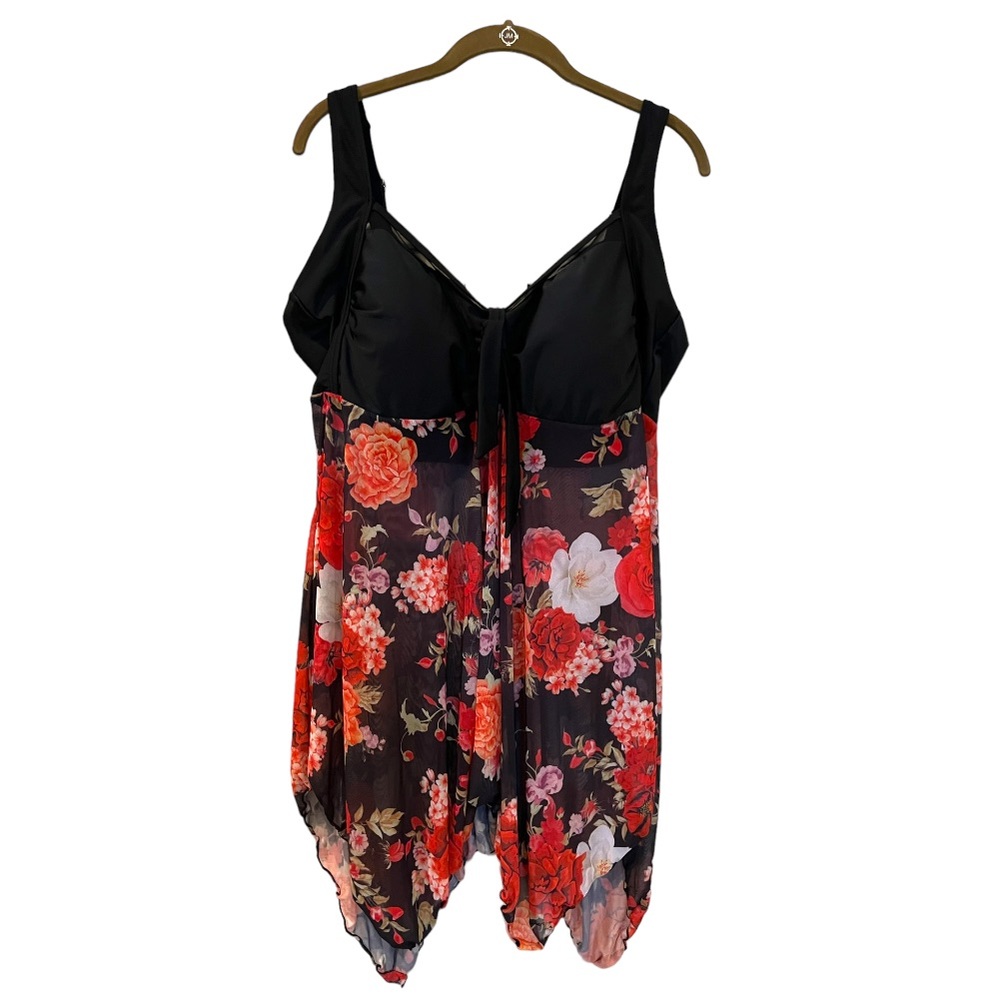 Plus Size Floral Graphic Two-Piece Bathing Suit